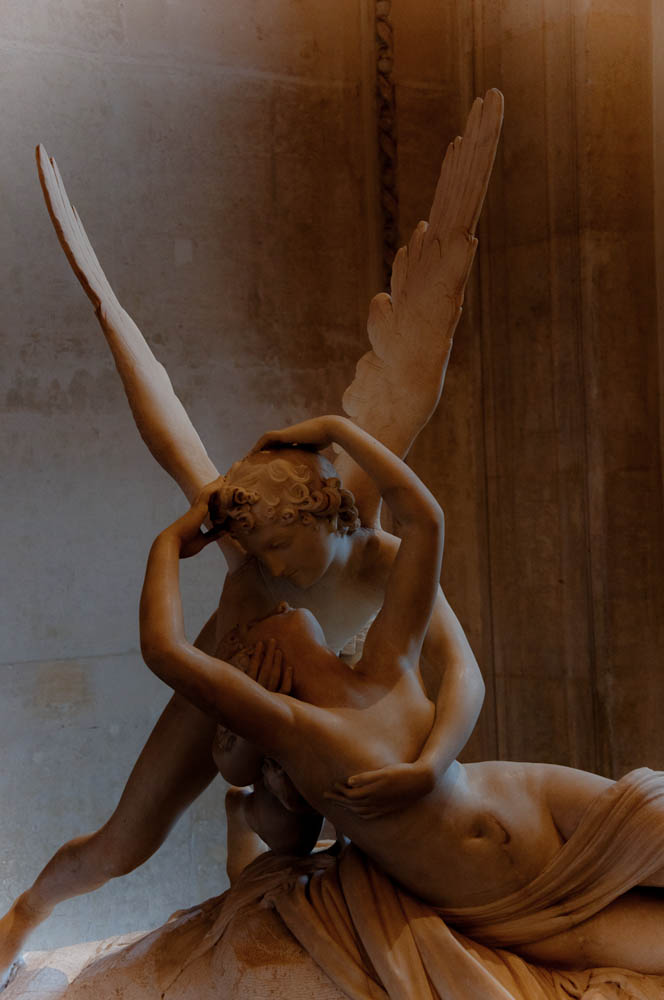louvre-küssender-eros
