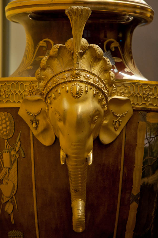 louvre-vase-elefant