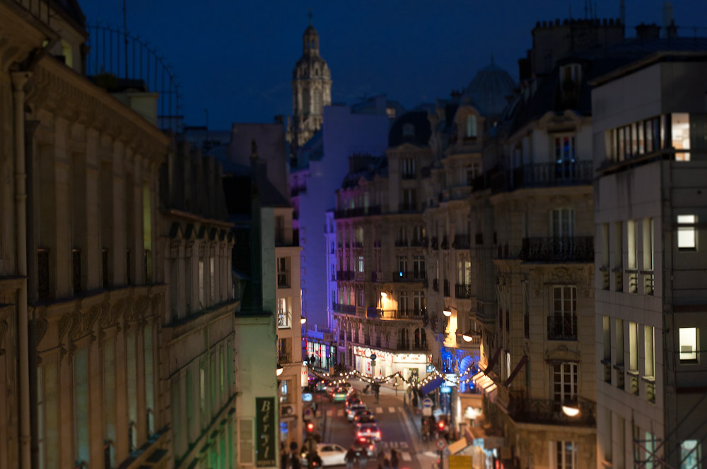 paris-architektur-nachts-einkaufen